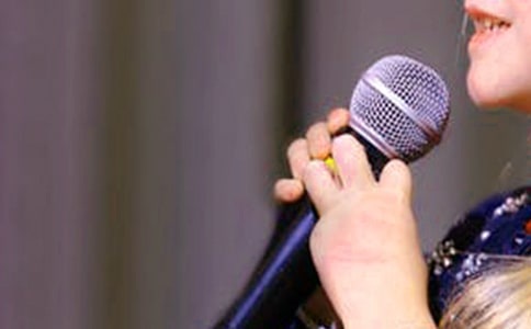 学唱歌200字优秀作文