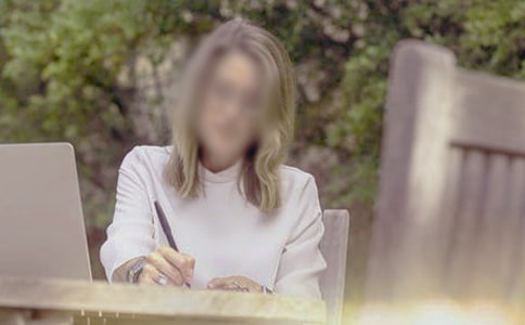 女性励志故事推荐:走别人没有走过的路