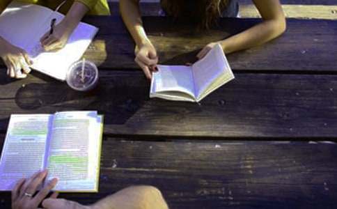 ��ѧ��Ӣ�����ҽ���