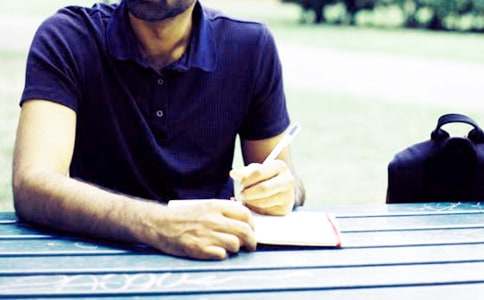 应届大学生自荐信模板锦集七篇