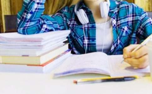 ��ѧ����׼��ƶ���ʵ������