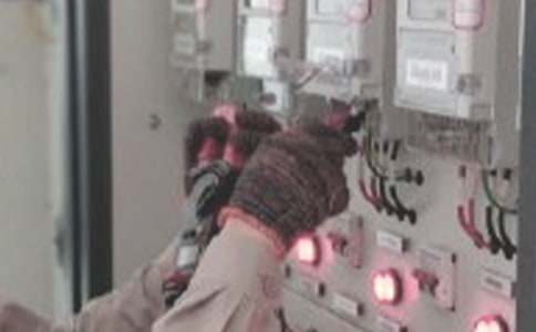 �繤���ӵ�ʵϰ����ͨ��