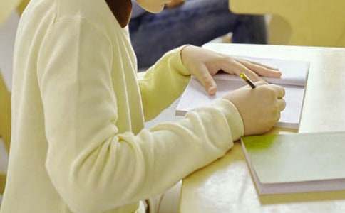 ���ر��������й�־�����