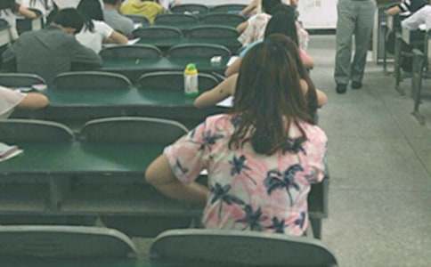 ��ѡ��������300��6ƪ