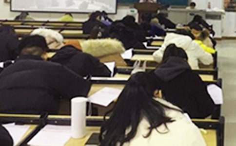 期中考试总结发言稿(精选20篇)