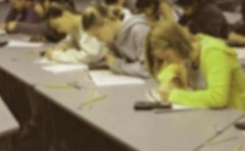 ��ĩ���Է�˼����300�ֻ���5ƪ