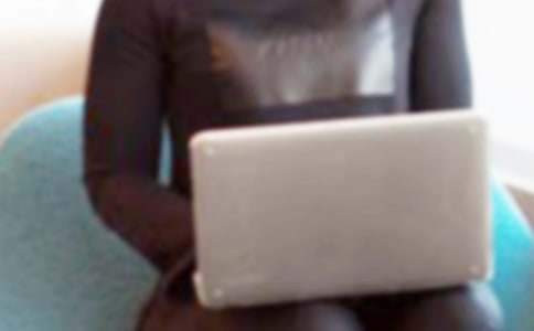 前台文员转正申请书